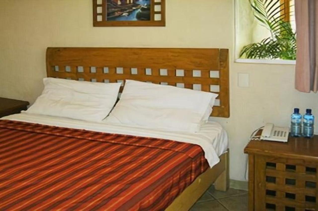 Hotel Real Santa Maria Куэрнавака Экстерьер фото